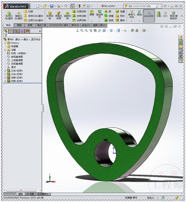 用SolidWorks设计的勒洛三角形摆动机制，三角的建模是此图的重点